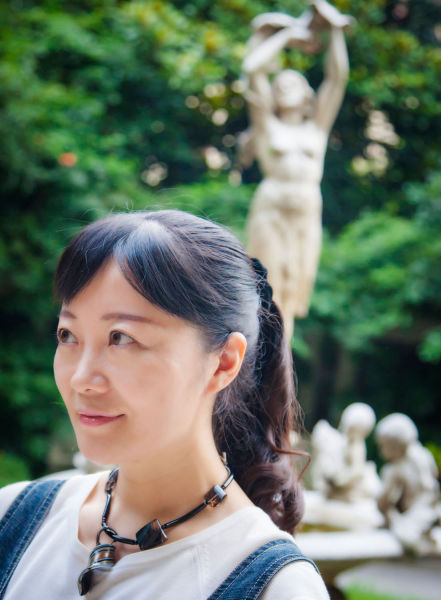 《甜心小米》系列作者 殷健灵