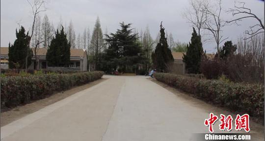 曹文轩家乡打造“草房子乐园”再现“油麻地”风情